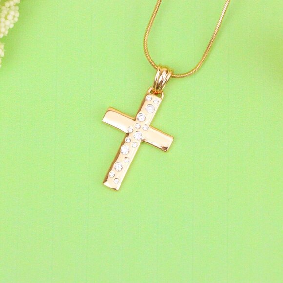 "Rose Gold Cross Pendant with White Stones in Vertical Pattern Design, XPPT1605 - Picture 13 of 13